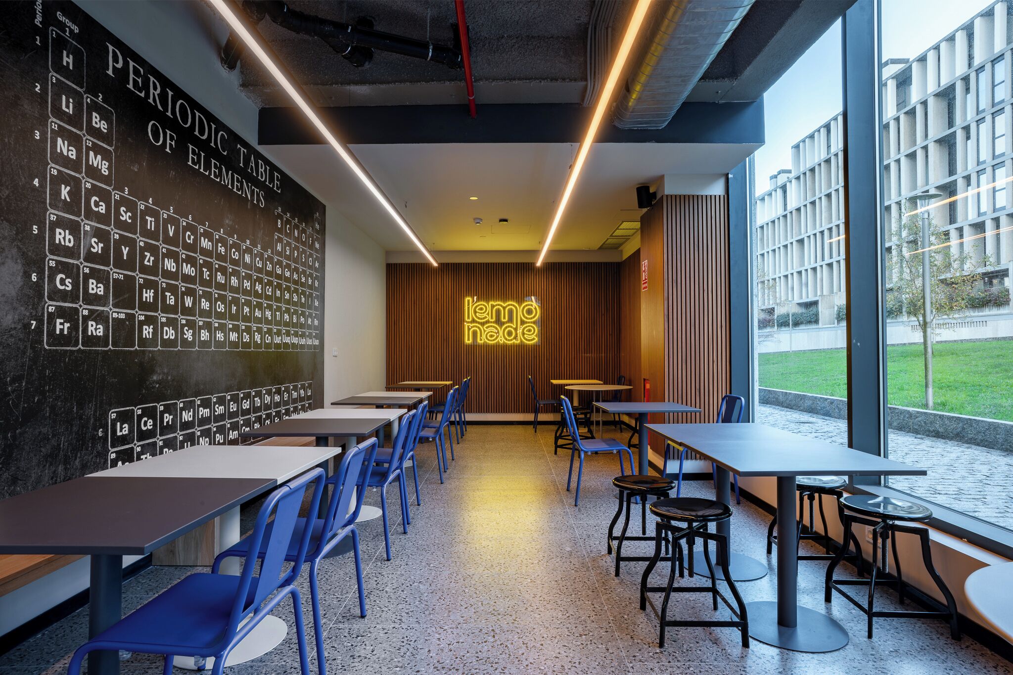 Photo - Lemonade Stays Santiago de Compostela