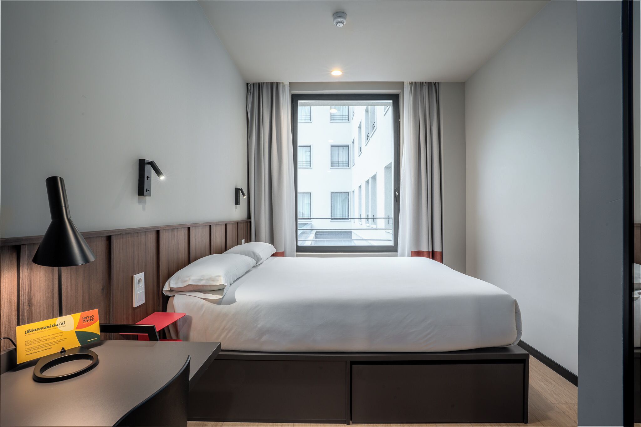 Habitación Premium doble | Escritorio, espacio para trabajar con un portátil, wifi gratis