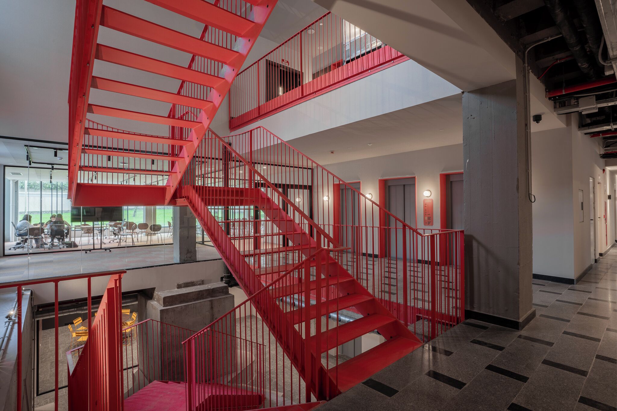 Photo - Lemonade Stays Santiago de Compostela