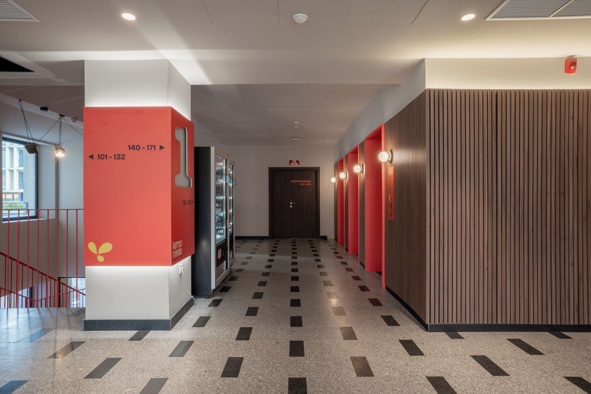 Photo - Lemonade Stays Santiago de Compostela