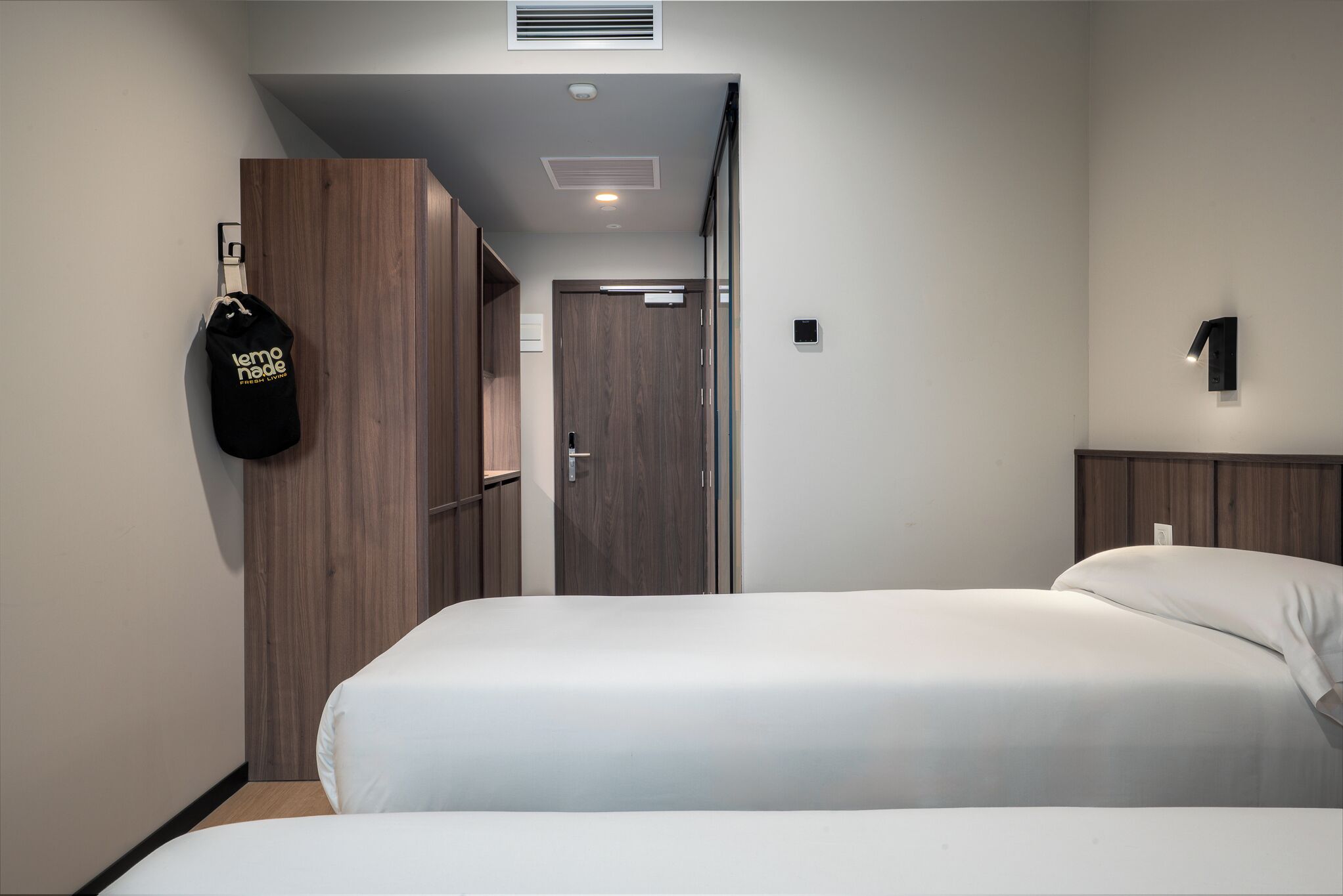 Photo - Lemonade Stays Santiago de Compostela