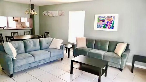 Ref 9902PF. Family villa near Disney. Pet friendly