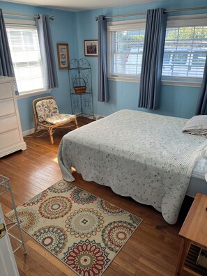 3 chambres, fer et planche à repasser, Wi-Fi, draps fournis