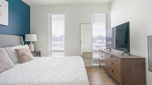 1 chambre, bureau, fer et planche à repasser, Wi-Fi