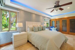 4 Schlafzimmer, Bügeleisen/Bügelbrett, Reisekinderbett, WLAN