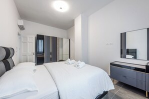 1 bedroom, iron/ironing board, free WiFi, bed sheets - Royal Hill Apartment 1 by PS (Durrës)