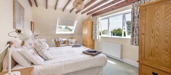 Linnets Somerset Holiday Home