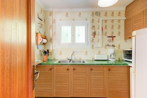 Private kitchen - Great Apartment With View (Roses)