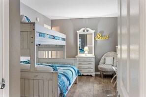 2 sovrum, strykjärn/strykbräda, wi-fi och sängkläder