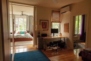 3 chambres, coffres-forts dans les chambres, bureau