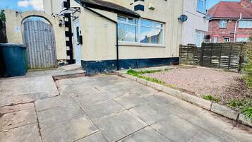 House | Property grounds