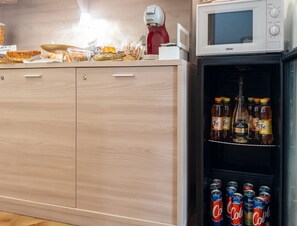 Værelse - 1 soveværelse - ryger - terrasse | Spiseområde