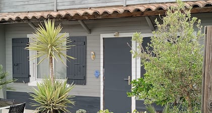 Montélimar sud - 3-room house for 1 to 4 people - Closed private parking lot