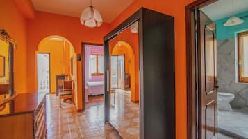 Apartment, Balkon | 3 Schlafzimmer, kostenloses WLAN