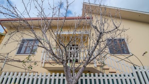 Front of property - Villa Corsica (Samatzai)