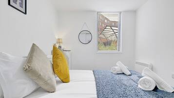 Apartment | 2 bedrooms, free WiFi, bed sheets