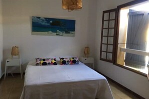 5 makuuhuonetta, silitysrauta/-lauta