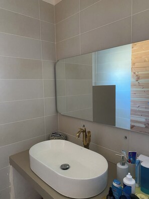 Bathroom - Nice house in Sorède (Sorède)
