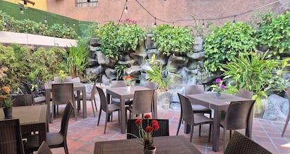Hotel El Arroyo
