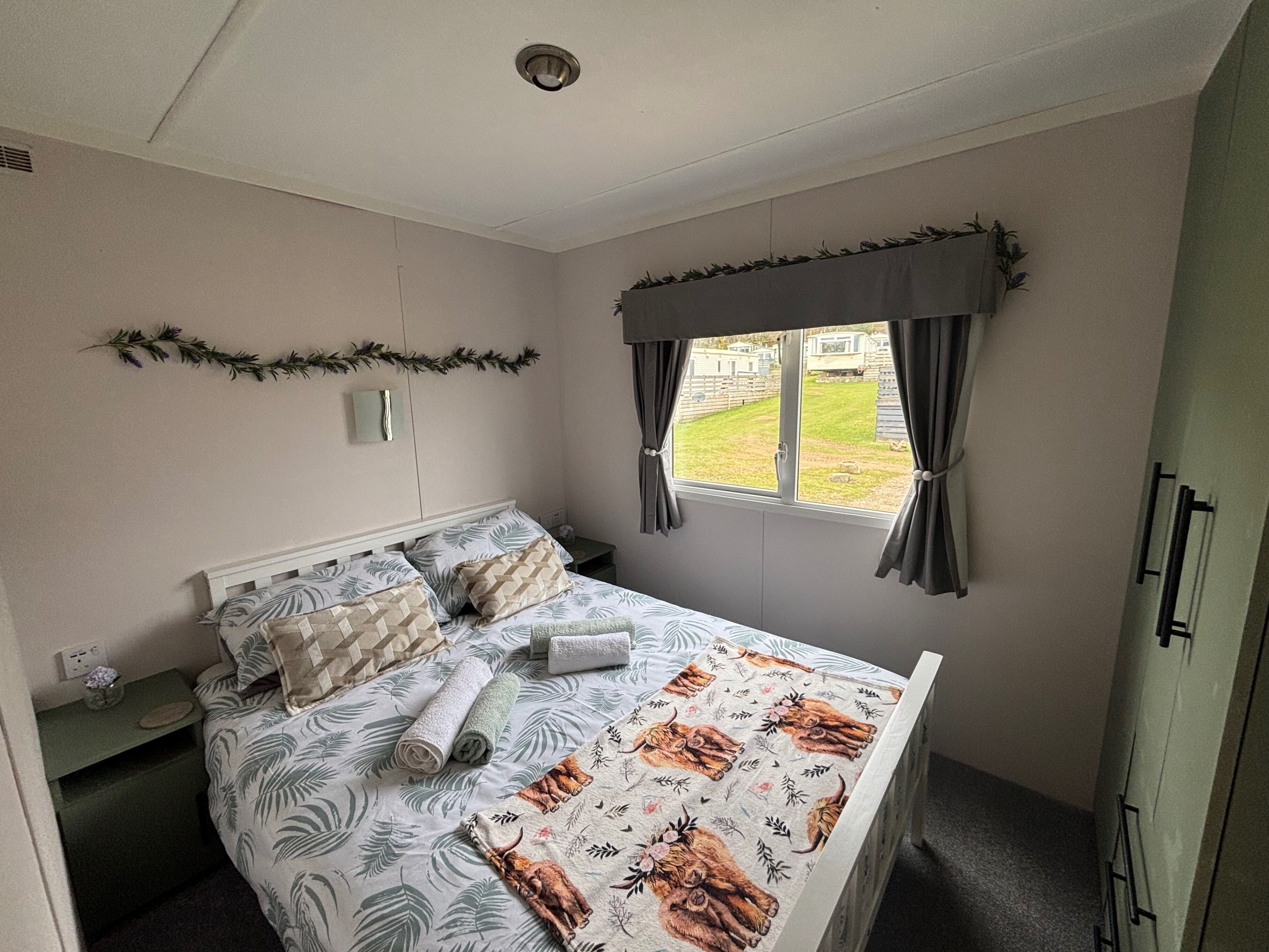 Cabin | 3 bedrooms, iron/ironing board, free WiFi, bed sheets