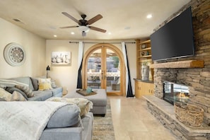 TV, fireplace