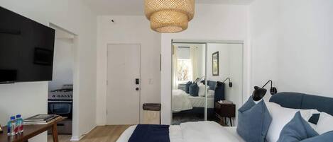 1 chambre, fer et planche à repasser, Wi-Fi, draps fournis