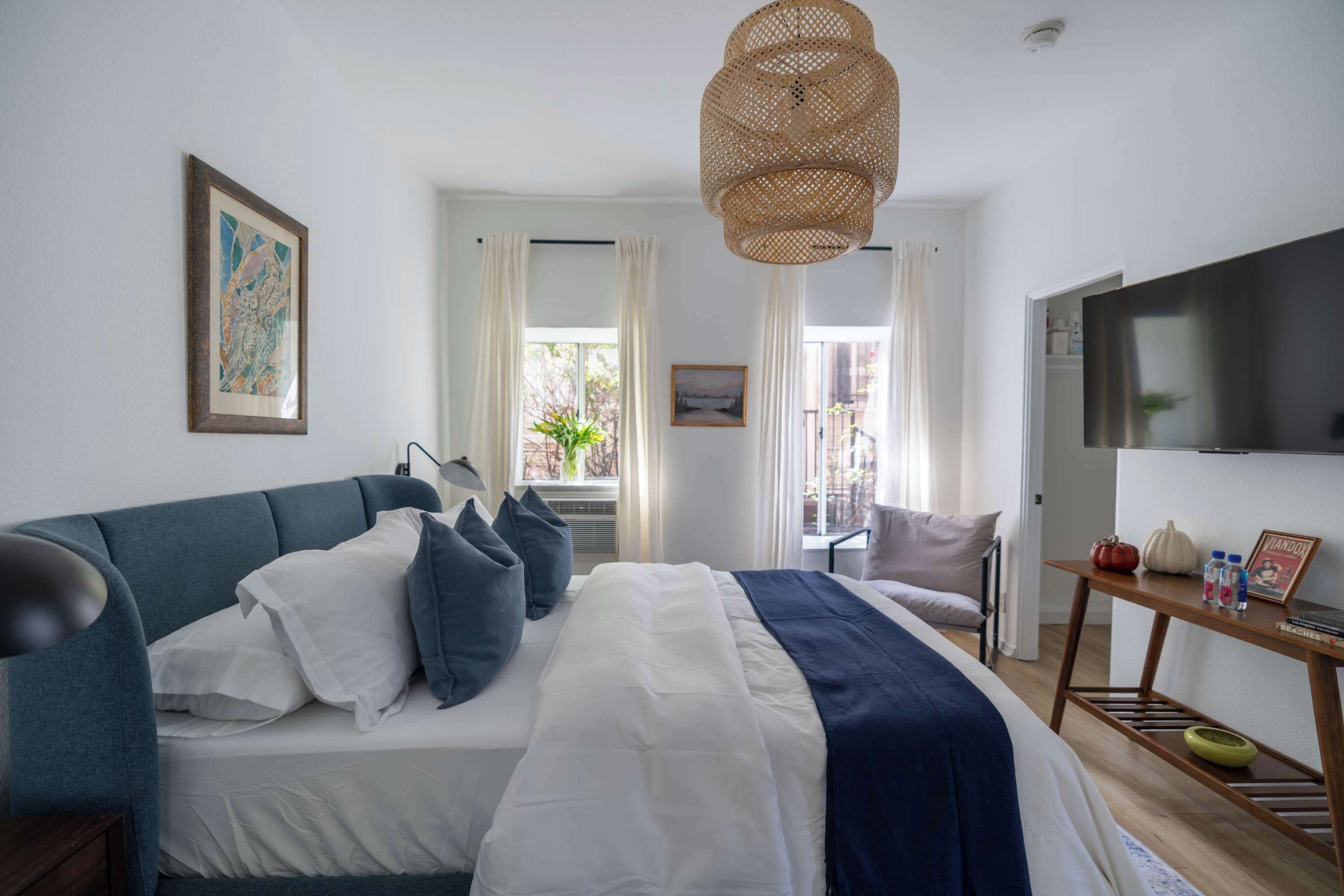 1 chambre, fer et planche à repasser, Wi-Fi, draps fournis