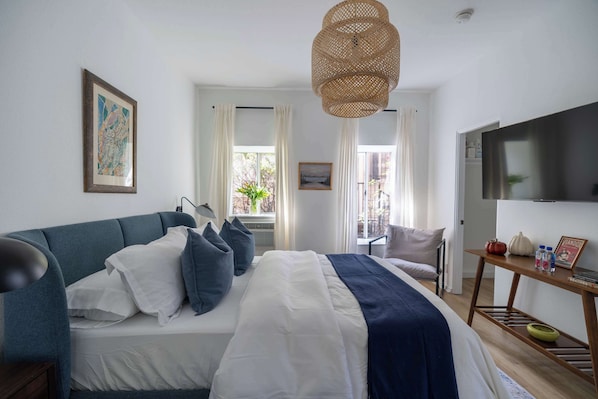 1 habitación, tabla de planchar con plancha, wifi y ropa de cama 