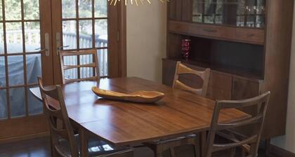 Cottage gem: Spotless, secluded & bring the dog!