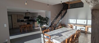 Comfortable stone house 180m2 in the countryside between lakes and mountains