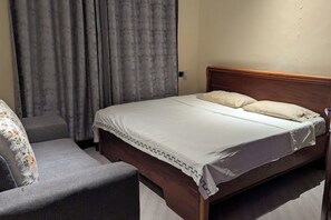 3 bedrooms, WiFi - Experience African lifestyle while staying with us (Kibaha)