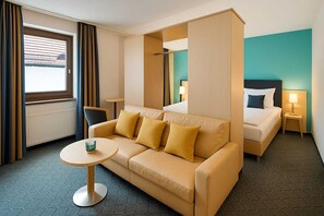 Suite Junior | Coin séjour | Télévision