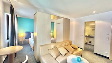 Junior suite | Woonruimte | Een televisie