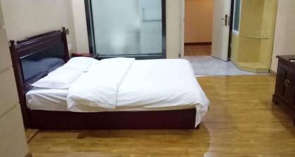 Wutong Hotel (Beijing Changping University of Petroleum)