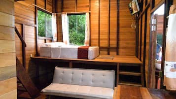 Bangalô, sacada, vista para o jardim | 2 quartos