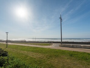On the beach - Apartment for 6, ocean view, Mimizan Beach, parking (Mimizan-Mimizan Plage)