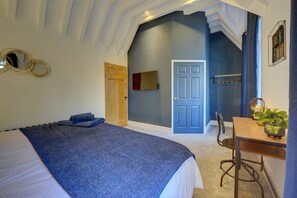 6 Schlafzimmer, Bügeleisen/Bügelbrett, kostenloses WLAN, Bettwäsche