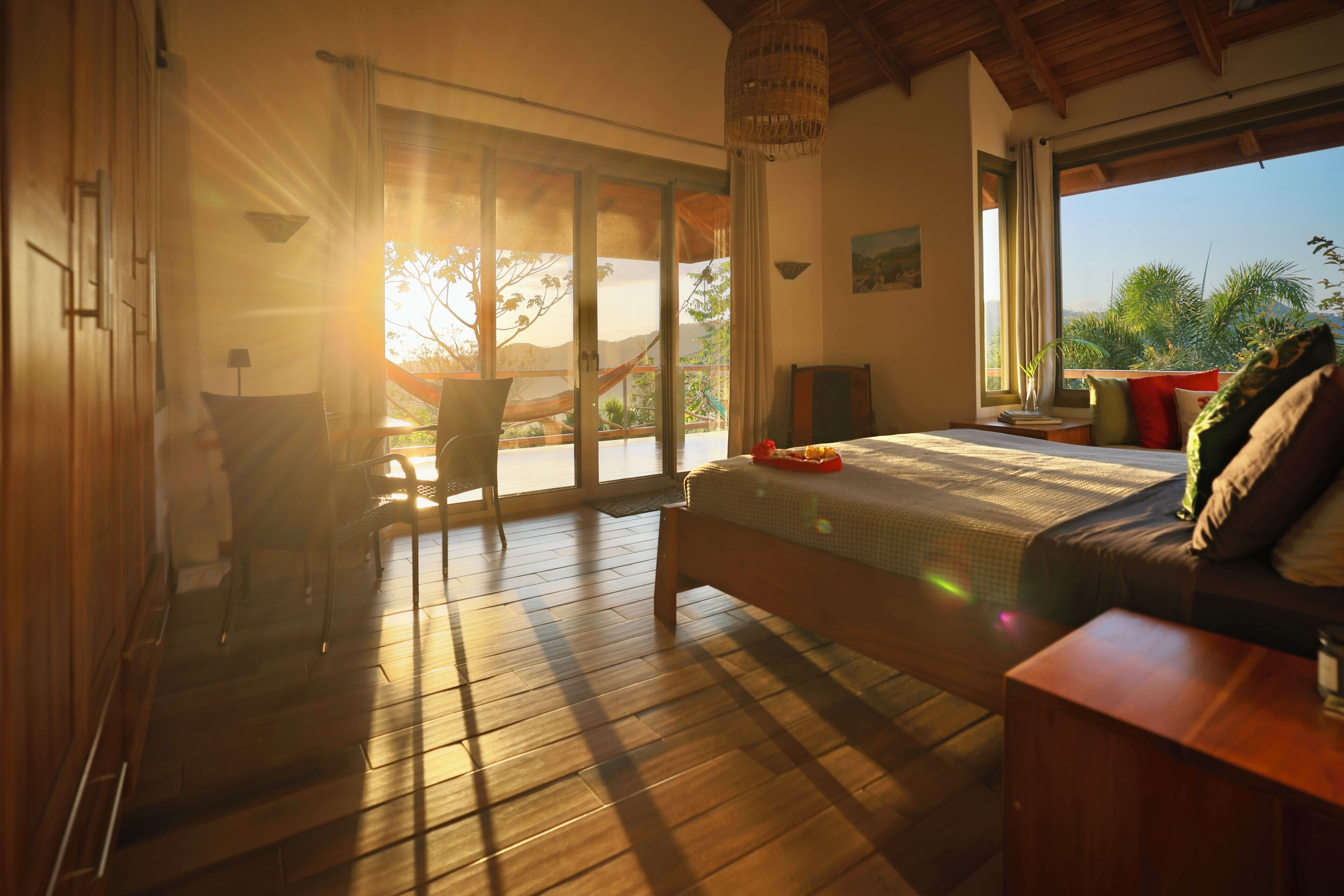 1 bedroom, desk, free WiFi, bed sheets