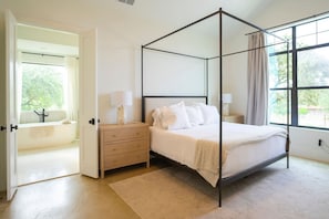 5 bedrooms, iron/ironing board, travel cot, WiFi
