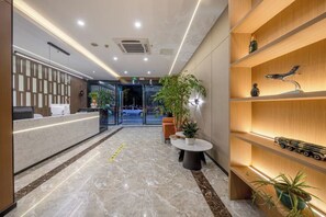 星評価なしの画像、4 / 10、ボタン