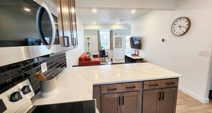 New townhouse with garage, Capitol Hill, Marmalade district