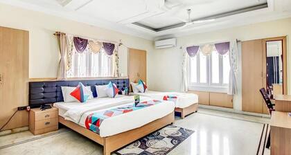 Hotel Samanta by Stays Easy