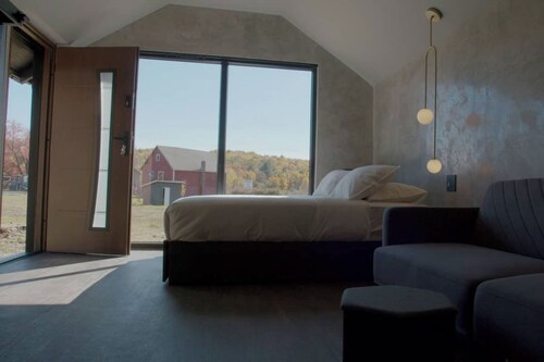 Emrose Luxury Cabins 20