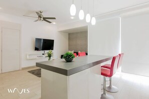 Condo, Multiple Beds, Pool Access, Pool View (Quinto Sol A2 ) | Interior