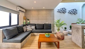 别墅, 多张床, 使用泳池, 泳池景观 (Navio Tulum Edificio) | 起居区