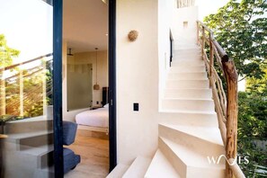 Appart'hôtel, 1 très grand lit et 1 canapé-lit, accès piscine, vue piscine (Alab Ool PH1 ) | 1 chambre, décoration personnalisée, ameublement personnalisé