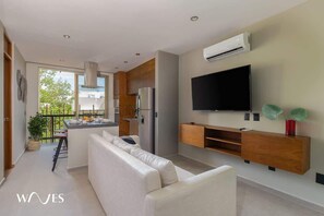 Living area - Luminous 2 BR With Roof Pool Close to Hotel Zone by Waves Management (Tulum)