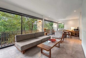 Villa, plusieurs lits, accès piscine, vue ville (Villa Morada 2) | Vue de la chambre