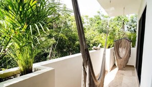 Property grounds - Prime Location 2 BR Apartment With Natural Ligthed & LX Amenities by Waves Management (Tulum)