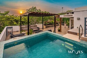 Outdoor pool - 1 BR Apartment With Rooftop Pool Hammocks by Waves Management (Tulum)